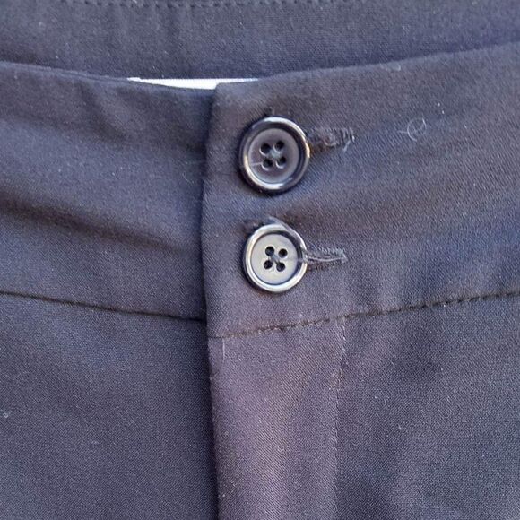 Christopher & Banks BLACK Capris Size 12 - Picture 11 of 11